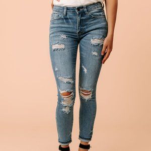 Maddie Distressed Jeans